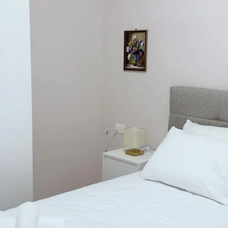 Apartment Kris Golem (Tirana)