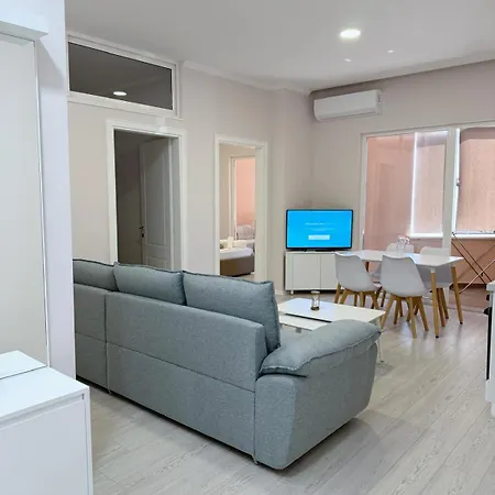 Kris Apartment *