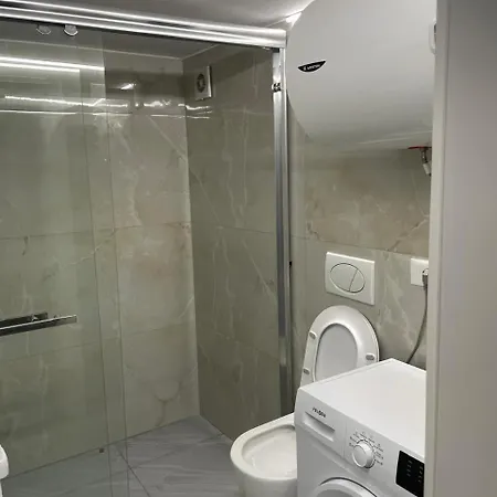 דירה Kris גולם